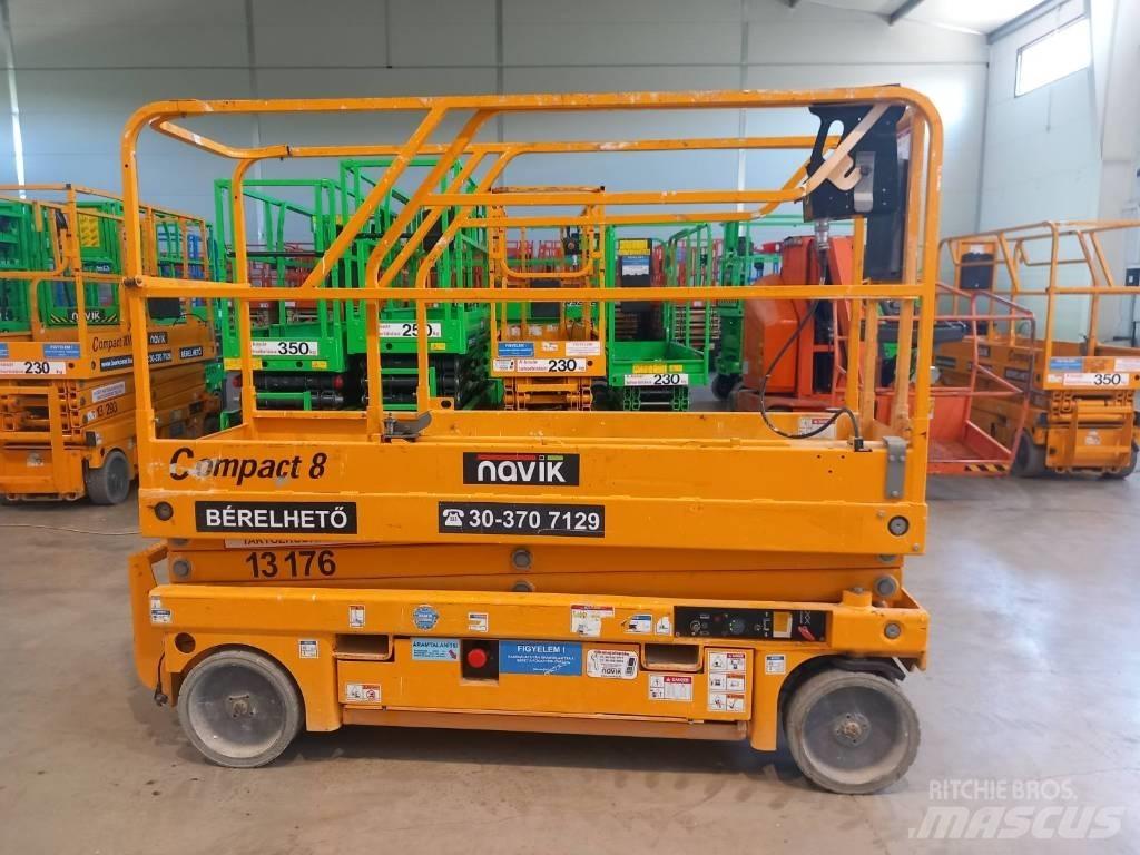 Haulotte Compact 8 Piattaforme a pantografo