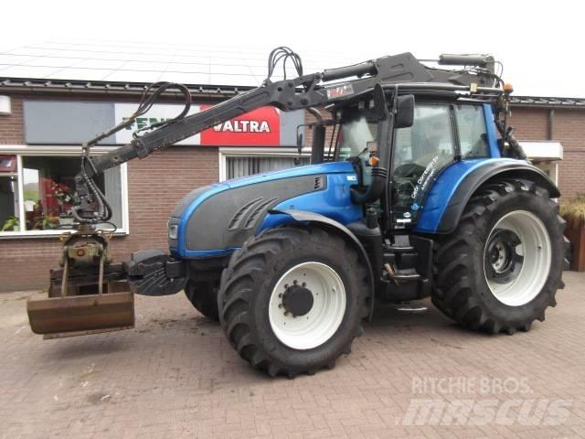 Valtra T202D Trattori