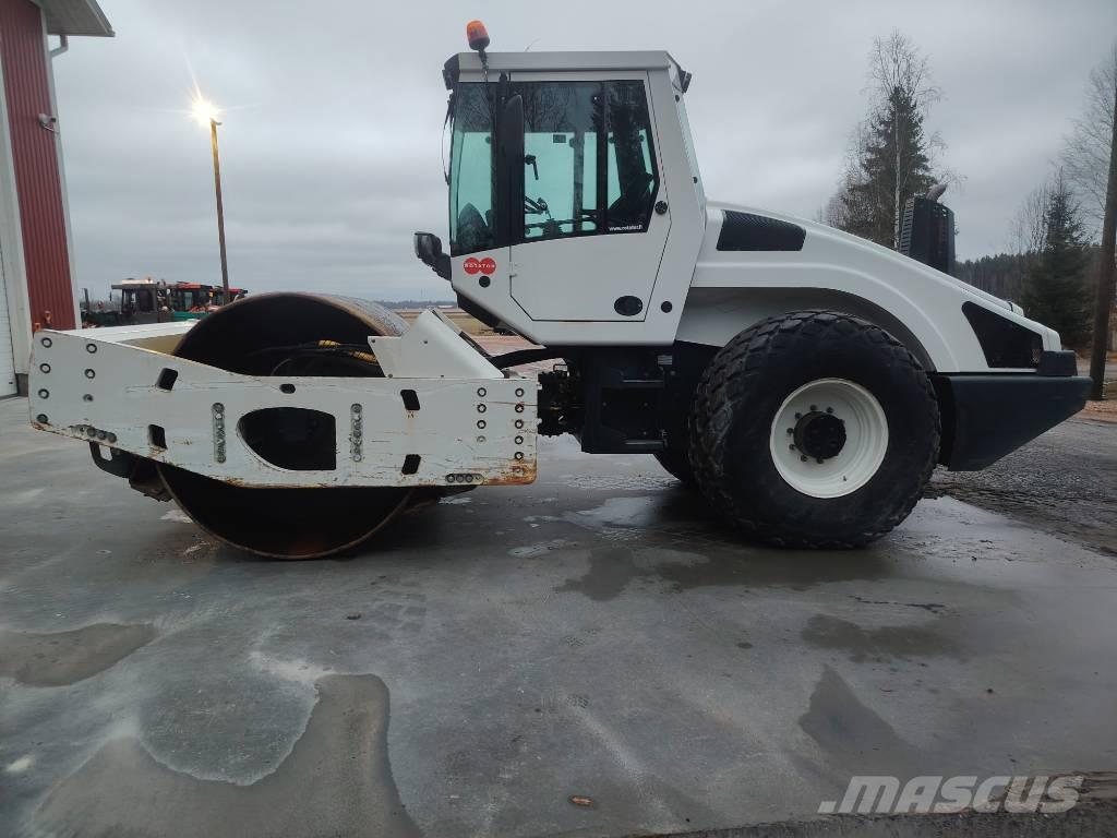 Bomag BW 216 D-4i Rulli monotamburo