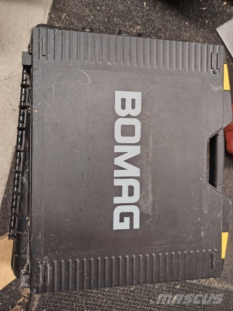 Bomag BW 216 D-4i Rulli monotamburo