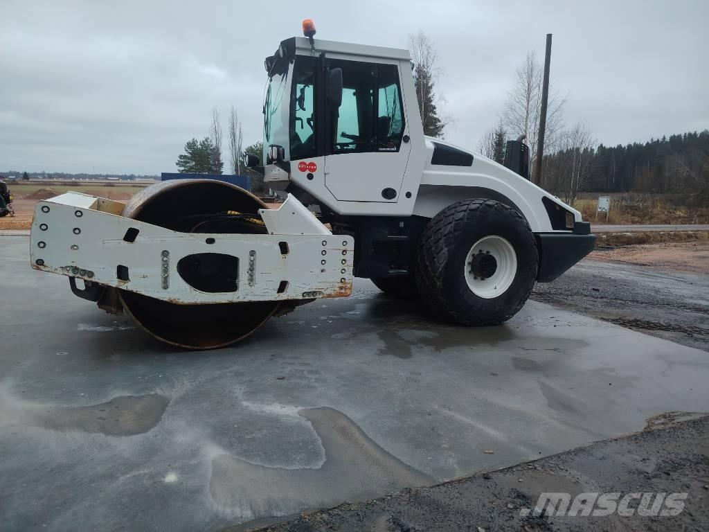 Bomag BW 216 D-4i Rulli monotamburo