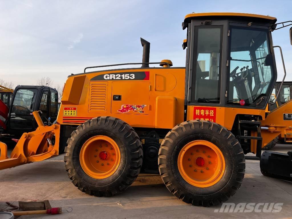 XCMG GR 2153 Dozer gommati
