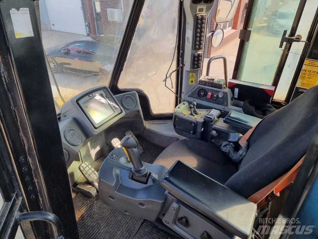 CAT 972 K Pale gommate