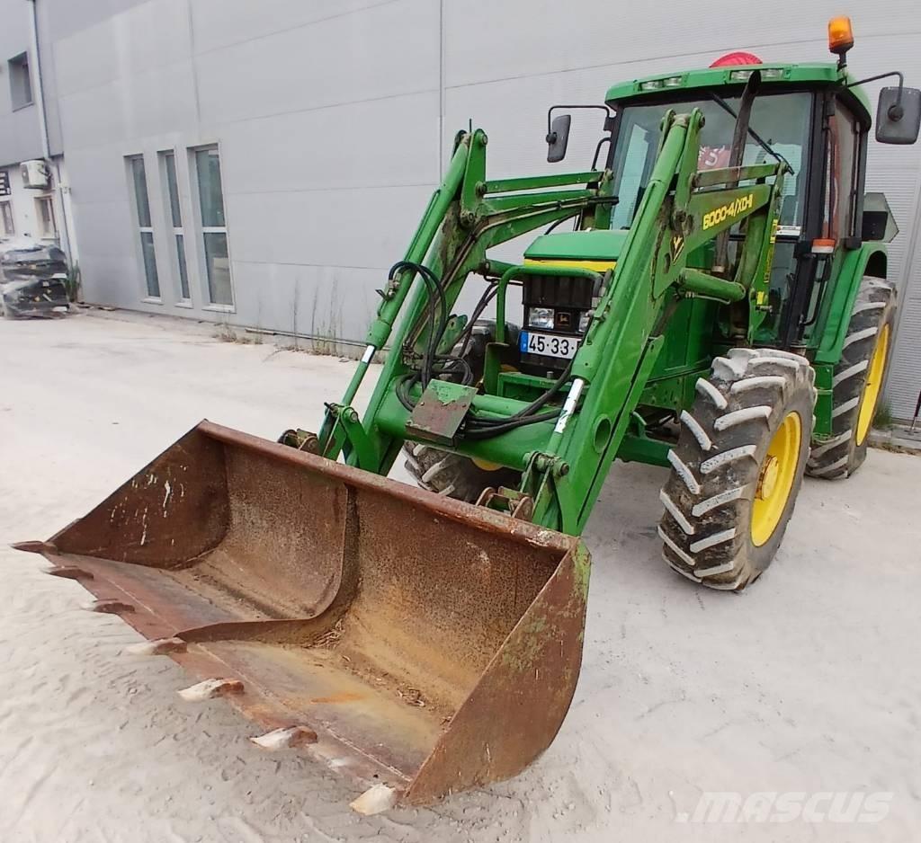 John Deere 6110 Trattori