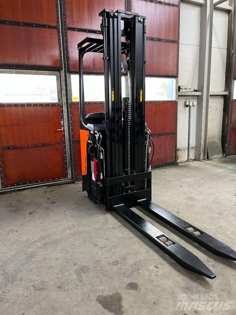Rocla SST12AC Carelli stoccatori  automatici-usati