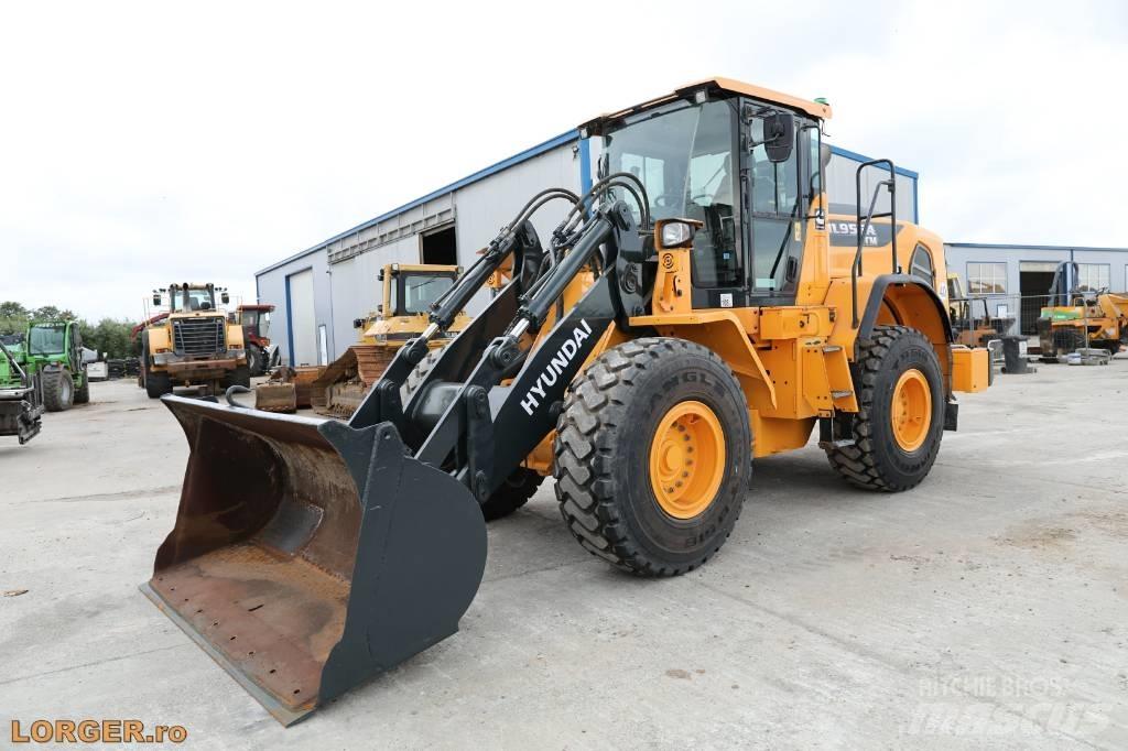 Hyundai HL 955 A Pale gommate