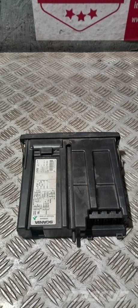 Scania R 440     2035646 Cabine e interni