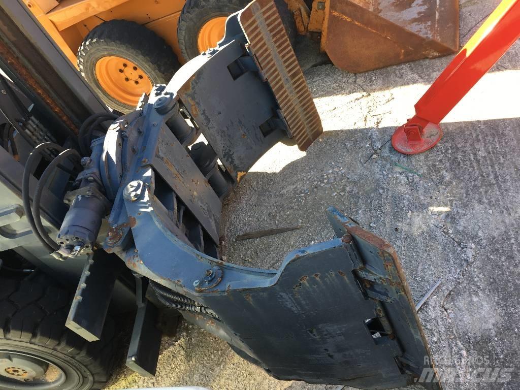 Komatsu RSA302 Pinze per bobine