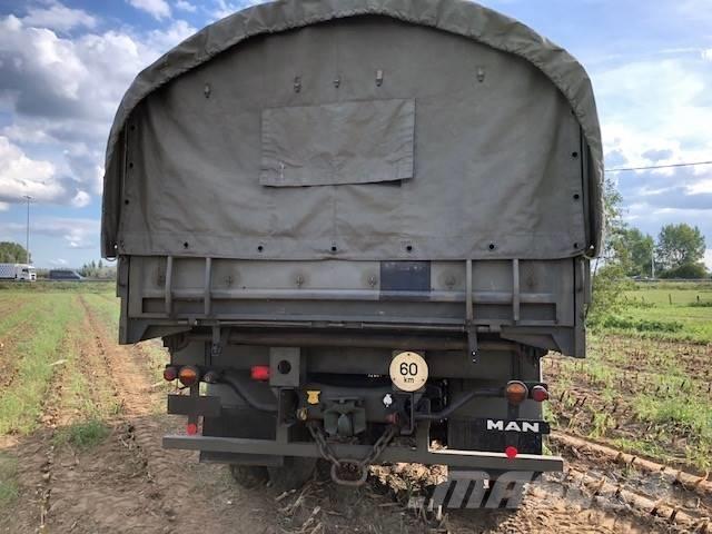 MAN 11-136 4T 4x4 Camion cassonati
