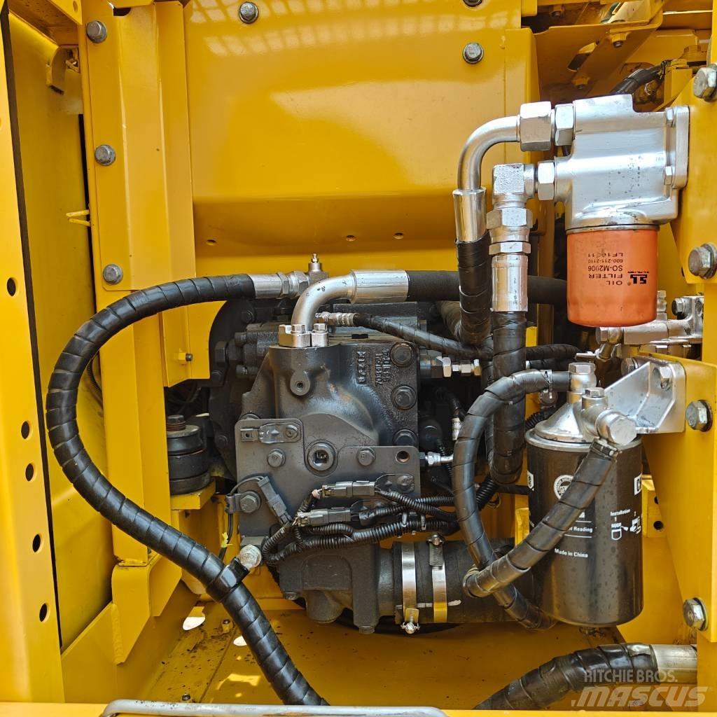Komatsu 130-7 Escavatori cingolati