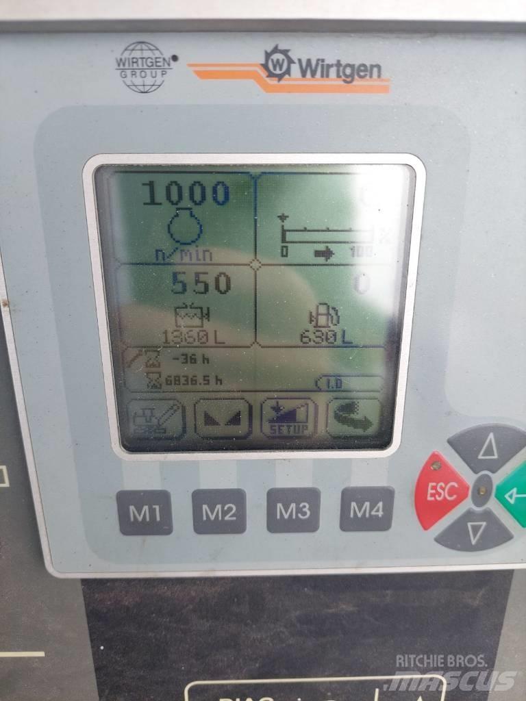 Wirtgen W 100 F Fresa a freddo per asfalto
