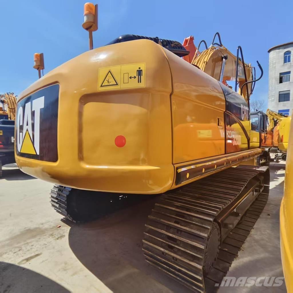 CAT 320 D Escavatori cingolati