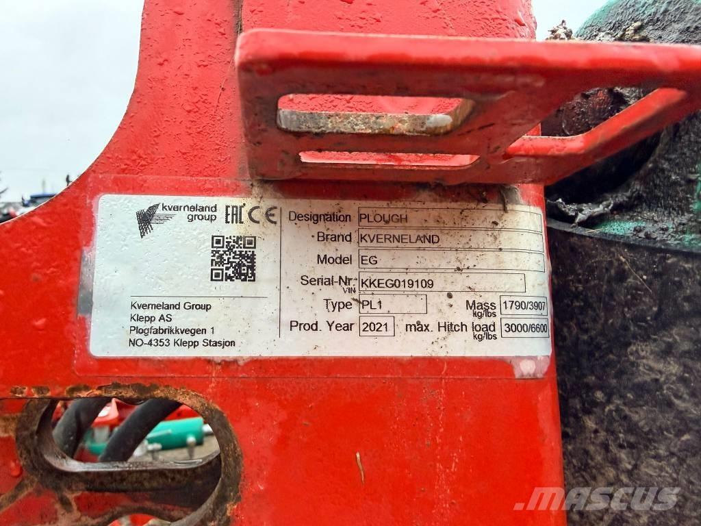 Kverneland EG85 Aratri reversibili