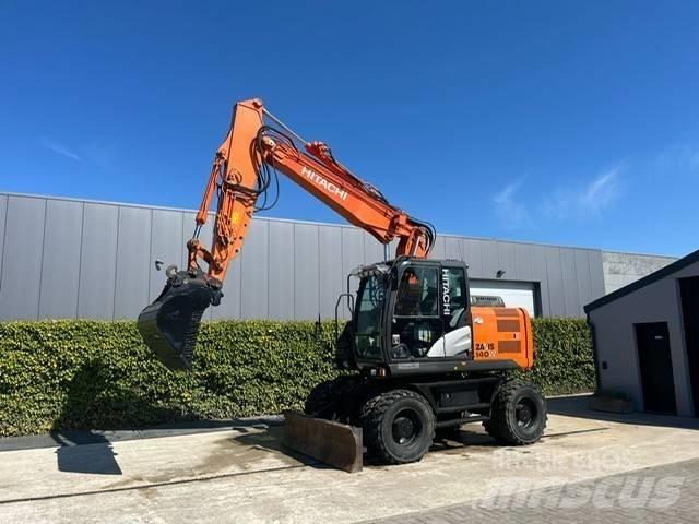 Hitachi 140W-5B Escavatori gommati
