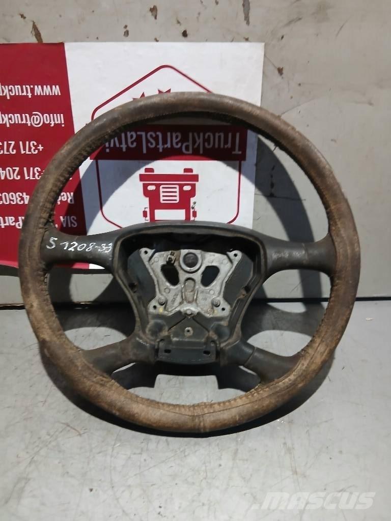 Scania P 94   1487519 Cabine e interni