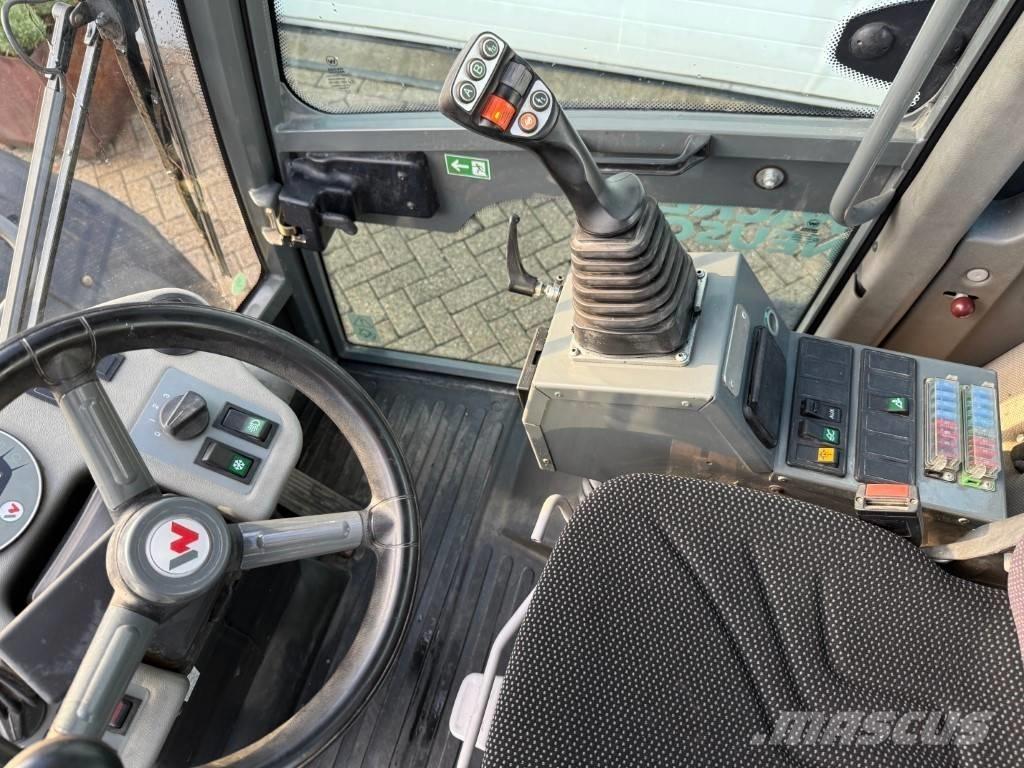Wacker WL52 Pale gommate