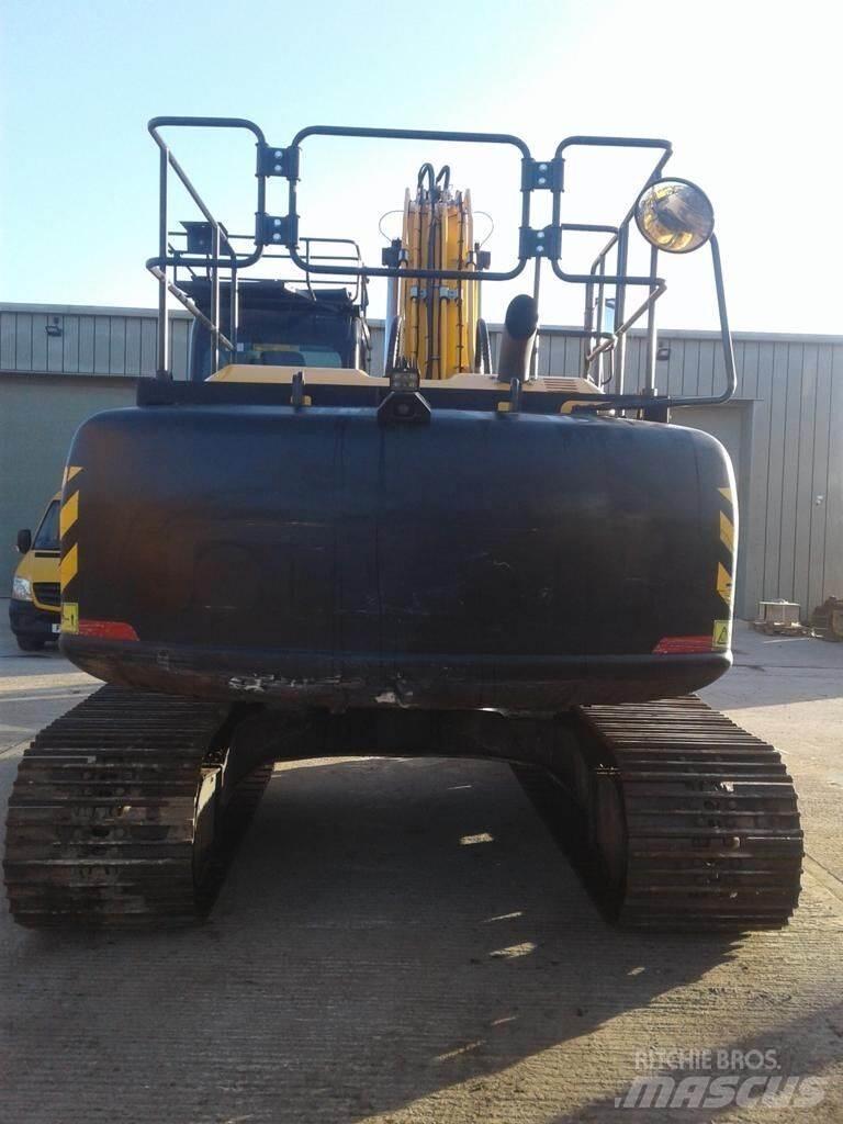 JCB JS220LC Escavatori cingolati