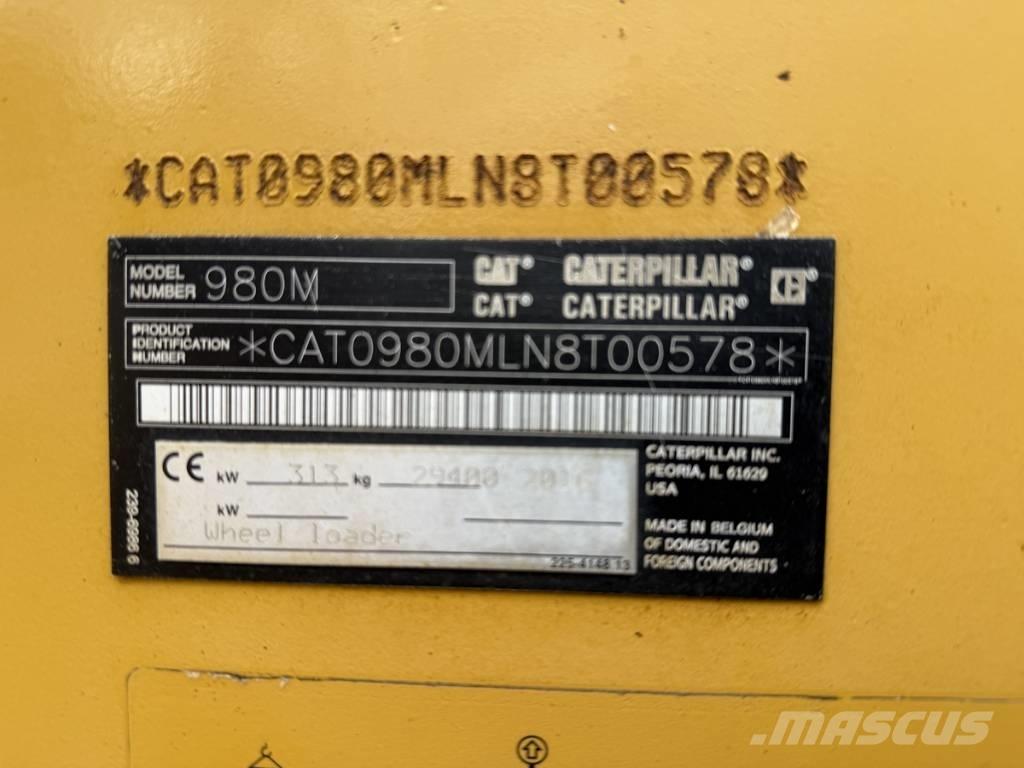 CAT 980M shovel + Bak Pale gommate