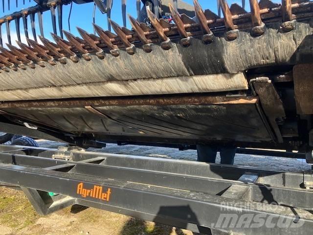 MacDon FD135 Testate per mietitrebbie