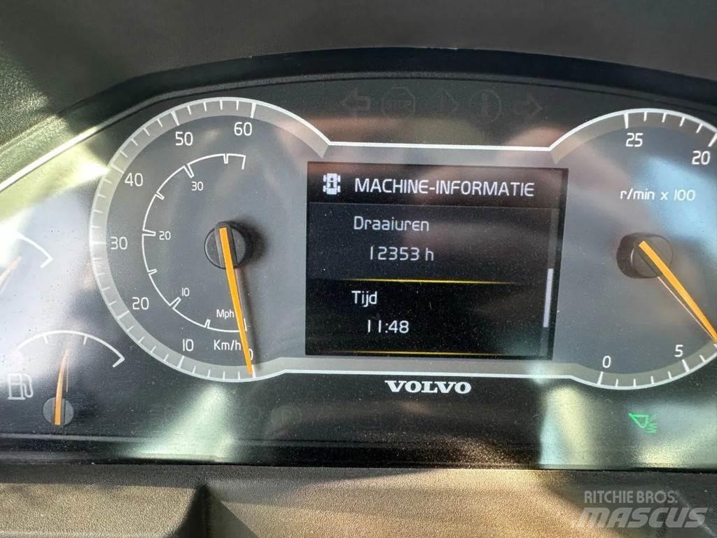 Volvo L90 H Pale gommate