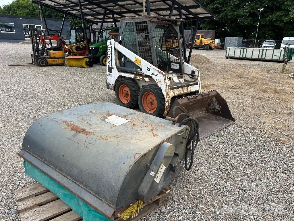 Bobcat 553 Mini Pale Gommate