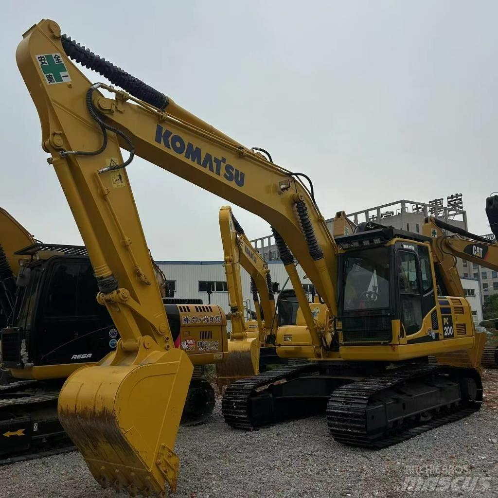 Komatsu 200-8 Escavatori cingolati