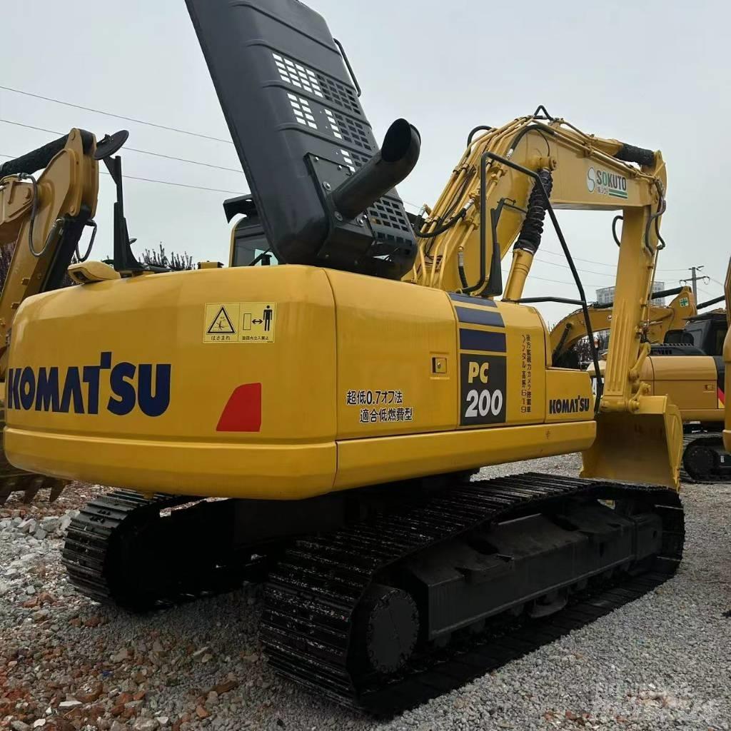Komatsu 200-8 Escavatori cingolati