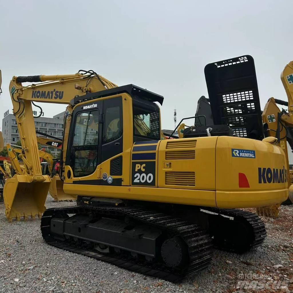 Komatsu 200-8 Escavatori cingolati