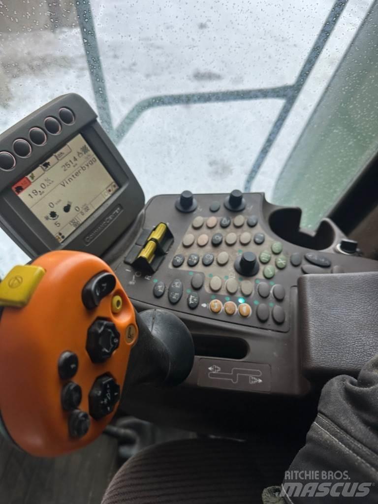 John Deere T550 Mietitrebbiatrici
