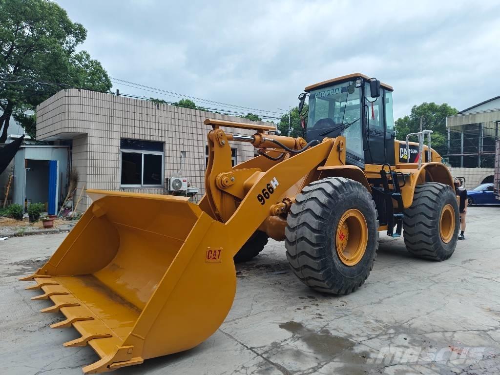 CAT 966 H Pale gommate