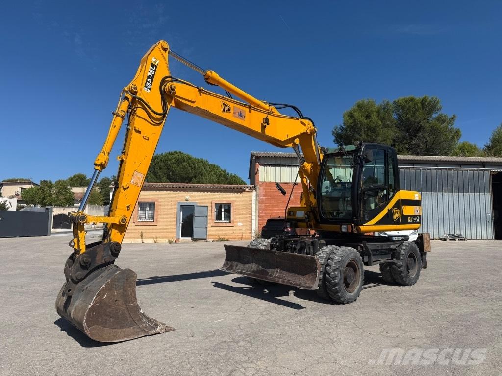 JCB JS 145 W Escavatori gommati