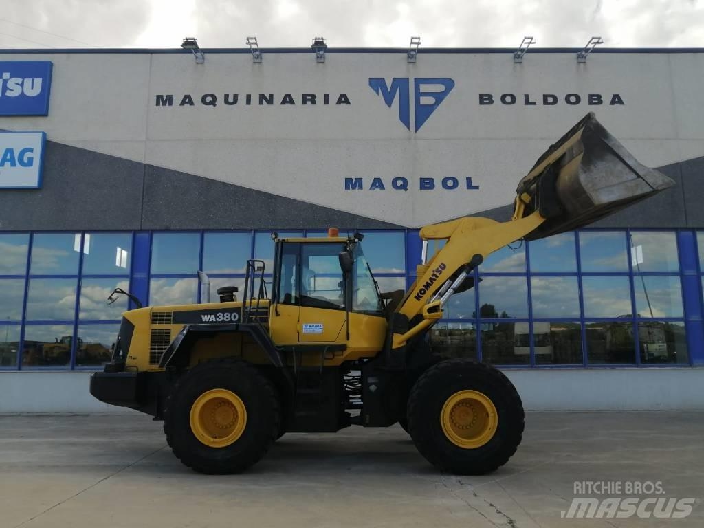 Komatsu WA 380-6 Pale gommate