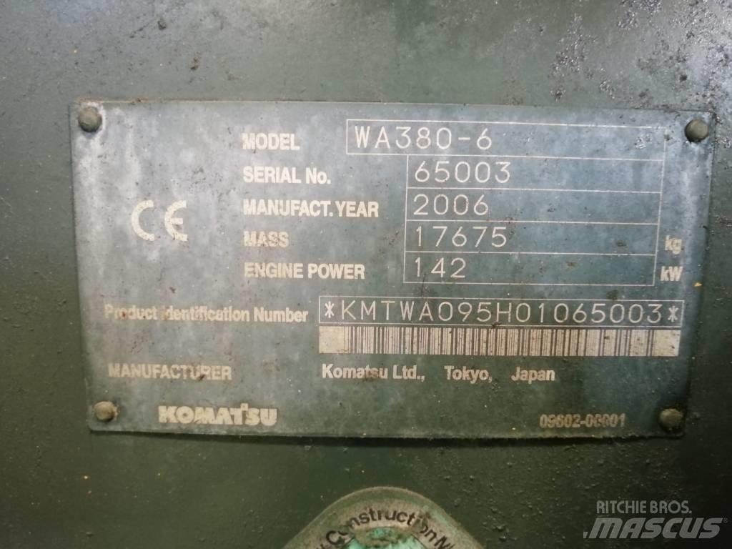 Komatsu WA 380-6 Pale gommate