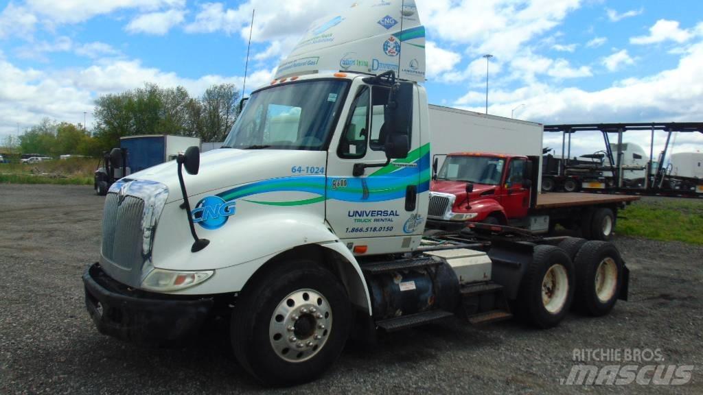 International 8600 Motrici e Trattori Stradali
