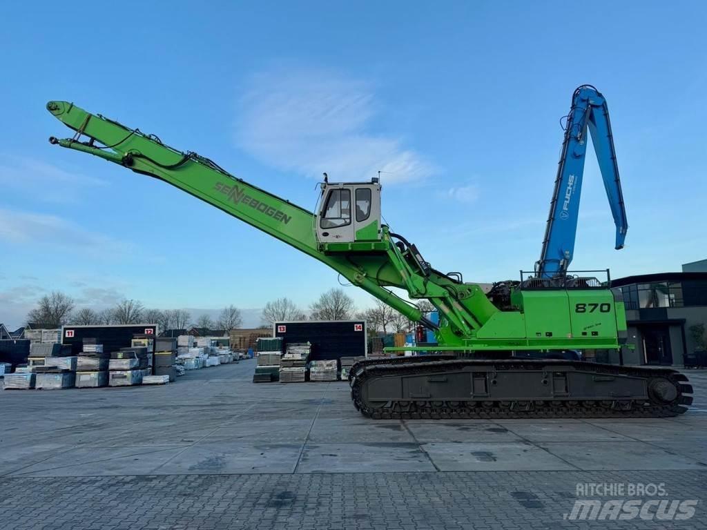 Sennebogen 870R Movimentazione rifiuti