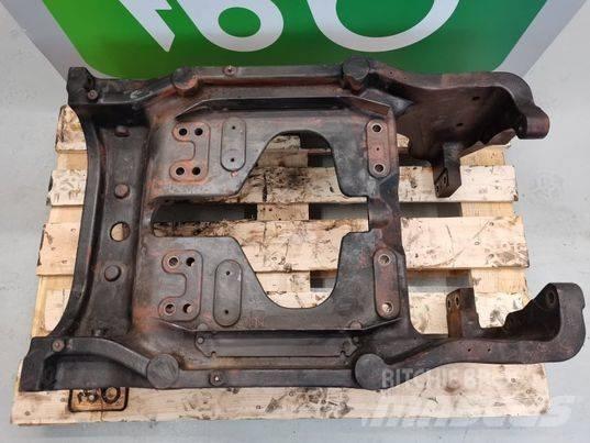 McCormick 120 frame Telaio e sospensioni