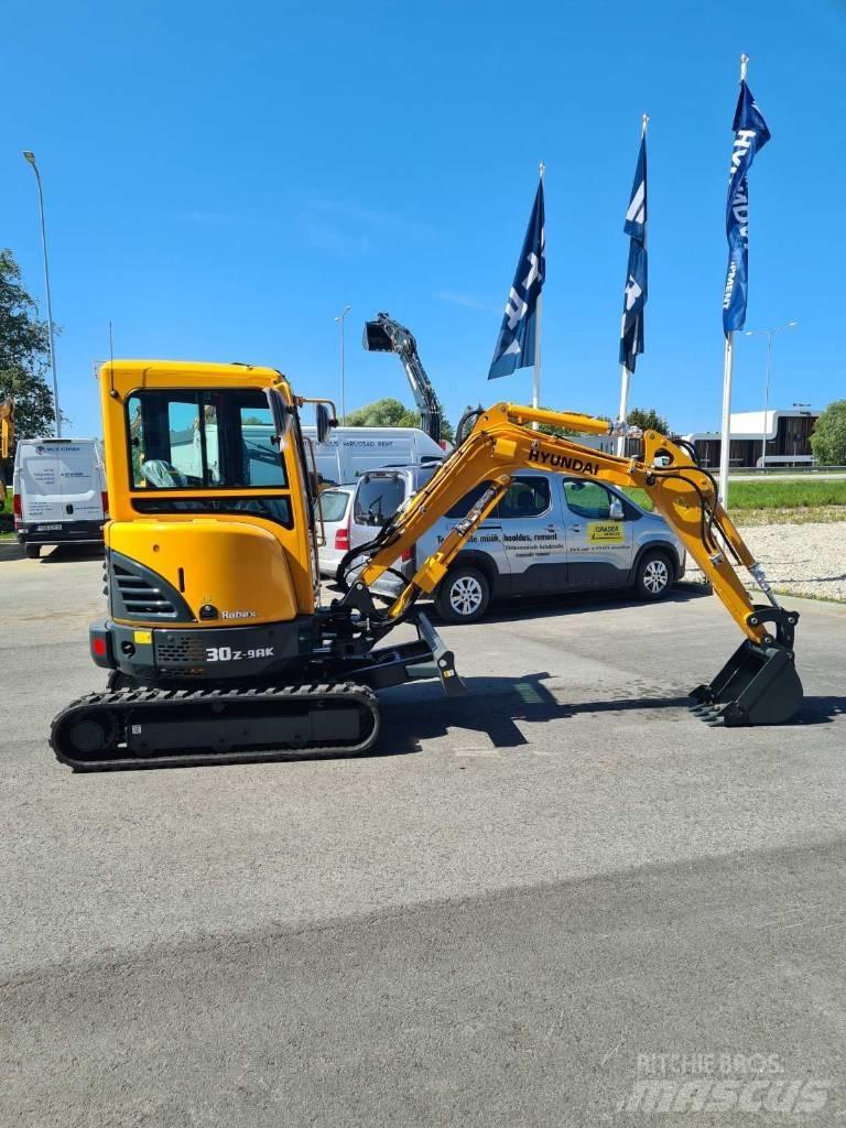 Hyundai R30Z-9AK Miniescavatori