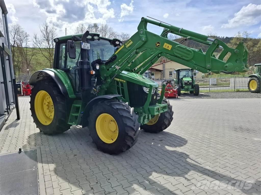 John Deere 6120M Trattori