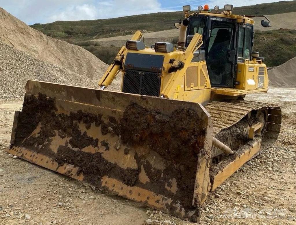 Komatsu DX65PXi-18 Dozer cingolati