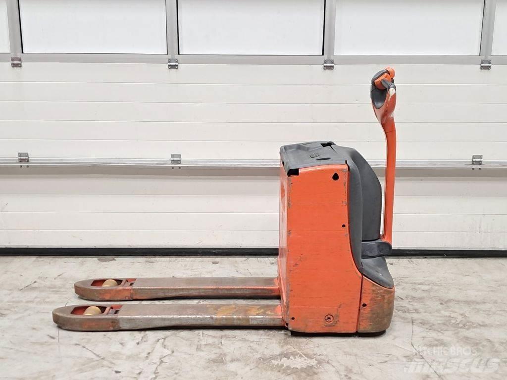 Linde T16 Transpallet elettrici a timone