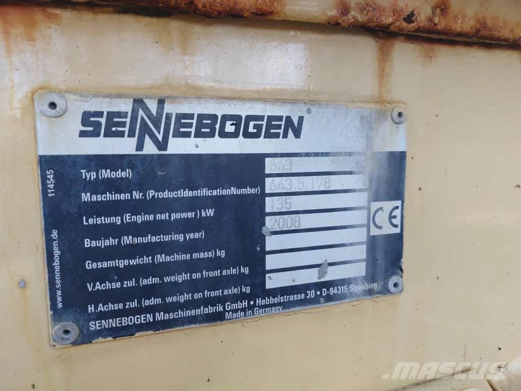 Sennebogen 643 R Gru cingolate