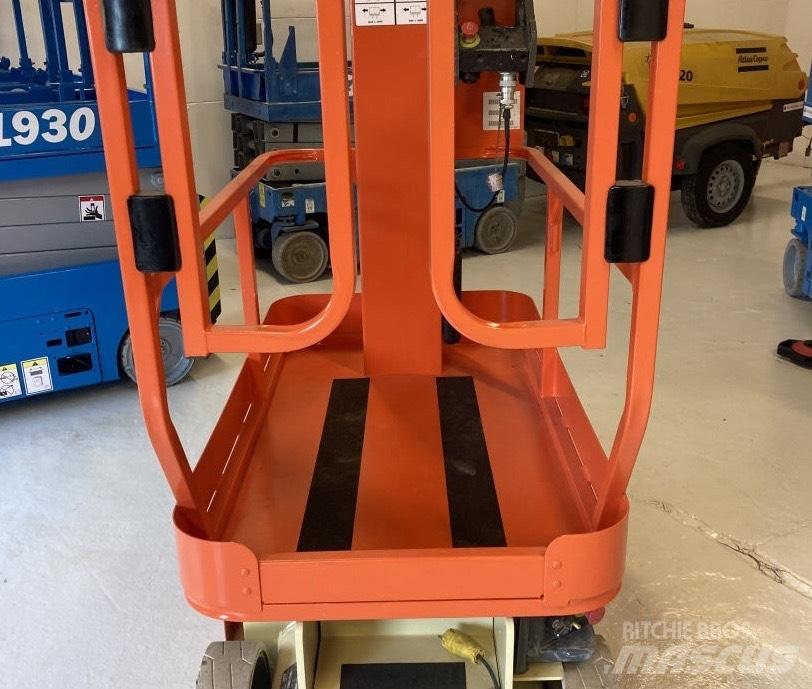 JLG 1230 ES Sollevatori verticali