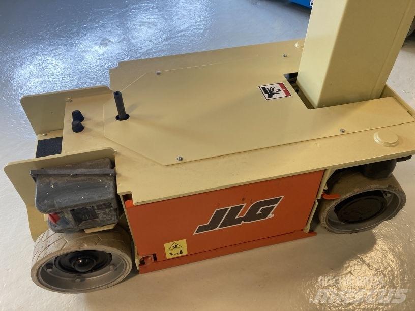 JLG 1230 ES Sollevatori verticali