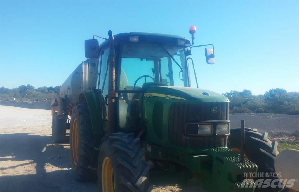 John Deere 6220 Trattori