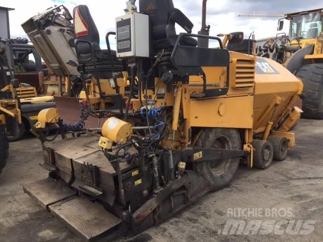 CAT AP 300 Finitrici