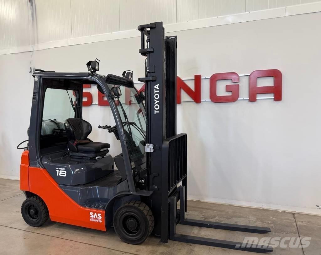 Toyota 10894 - 8FGF18 Carrelli elevatori GPL