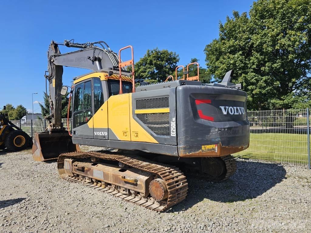 Volvo EC 250 E Escavatori cingolati