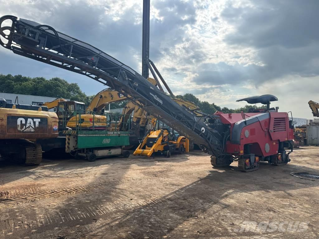 Wirtgen W 100 F Fresa a freddo per asfalto