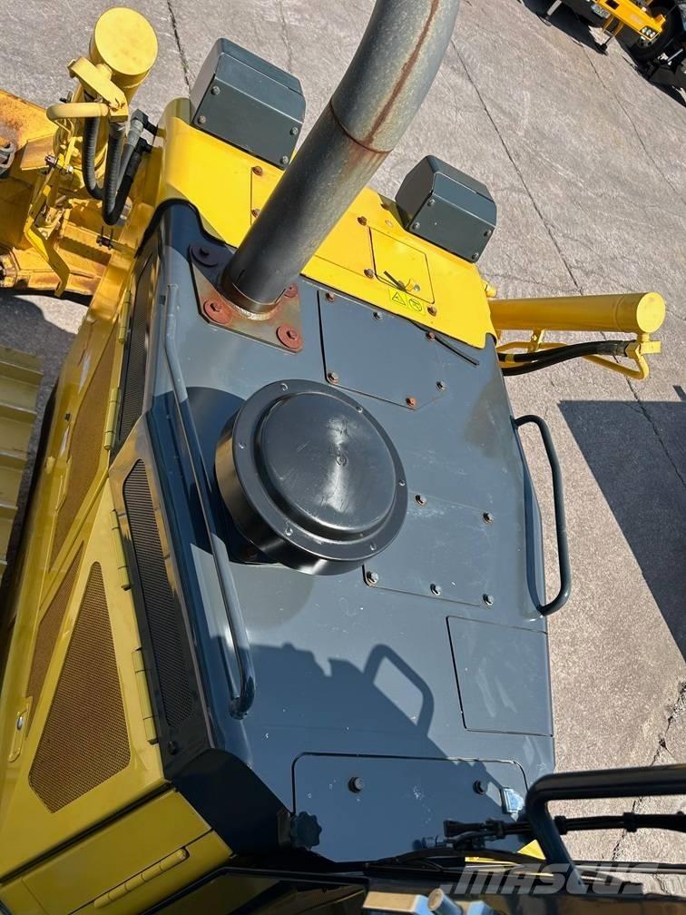 Komatsu D 65 PX-18 Dozer cingolati