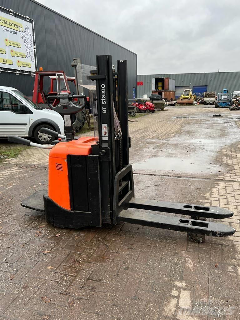 BT SPE 125 Transpallet uomo a terra